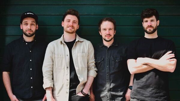 Bandfoto: Fin Dawson Bandfoto: Fin Dawson mit den Bandmitgliedern Marcus, Torben, Gerrit und Matze.