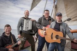 Bandfoto mit den Musikern der Band GoodNightFolks